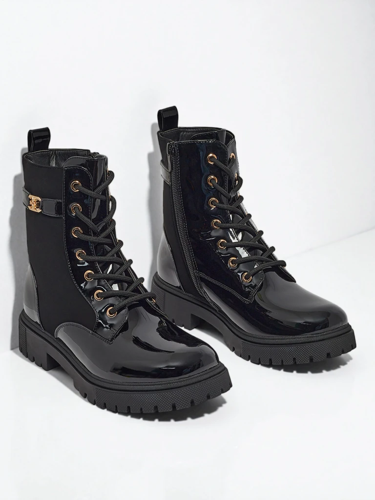 Alvinea aulinukai suvarstomi iš eko odos