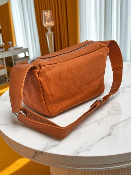 Royalfashion Ma
la damska torebunia z eko sk
rki Lyra Vell