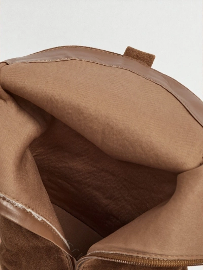 Moteriški aulinukai uždaru aulu Tovris