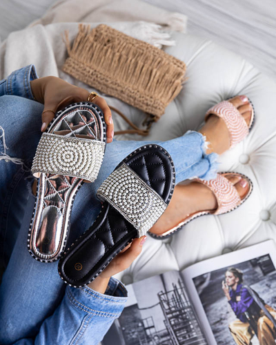 Sidabrinės moteriškos šlepetės su Ahaio dekoracijomis - Avalynė