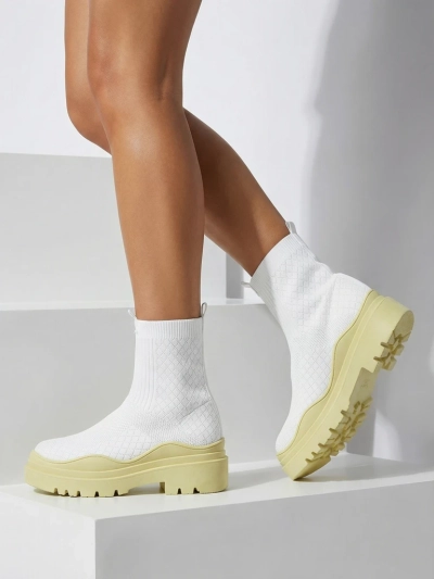 Elegantiški moteriški batai 'Limonka' vintažiniu stiliumi