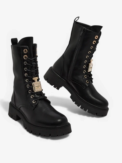 Женские ботинки Venit из экокожи на шнуровке