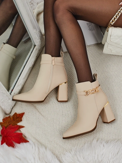 Женские ботильоны из эко-замши на каблуке Ostirena