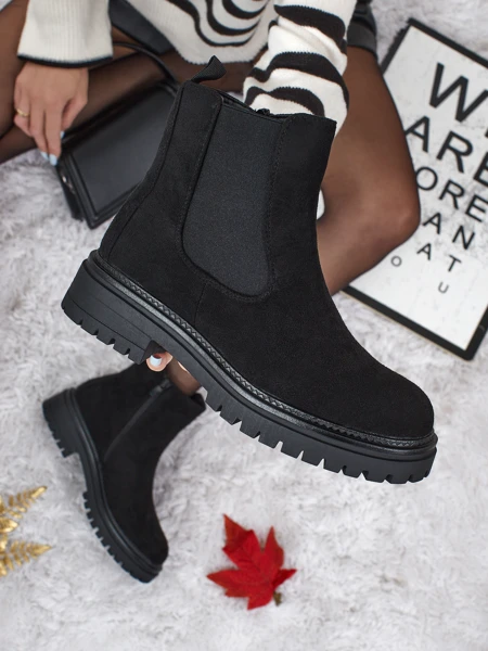 Moteriški aulinukai a'la Chelsea tipo batai iš eko-zomšos Zarelle