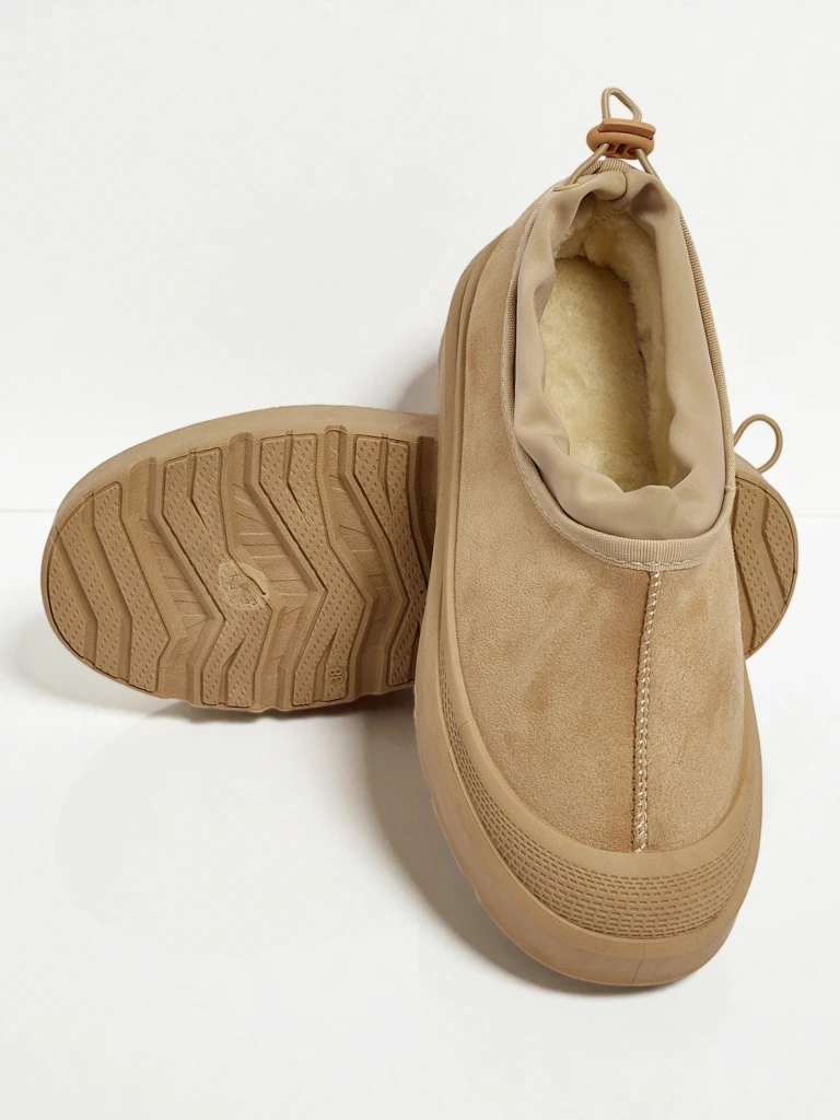 Короткие женские ботинки a'la снегоходы Velisee