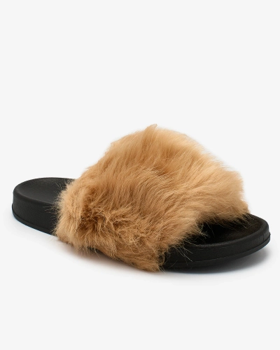 Smėlio spalvos moteriškos šlepetės su kailiu Danita - Avalynė