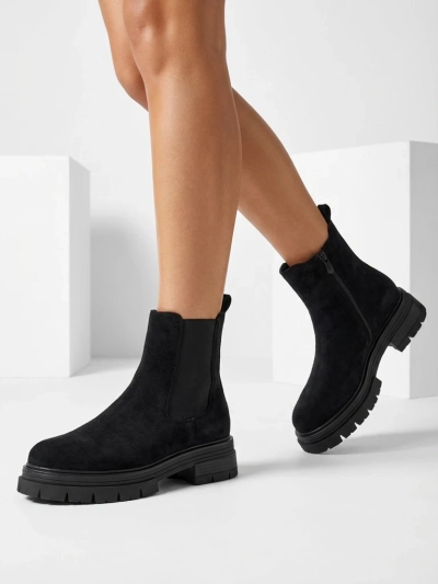 Moteriški aulinukai a'la Chelsea tipo batai iš eko-zomšos Lunvor