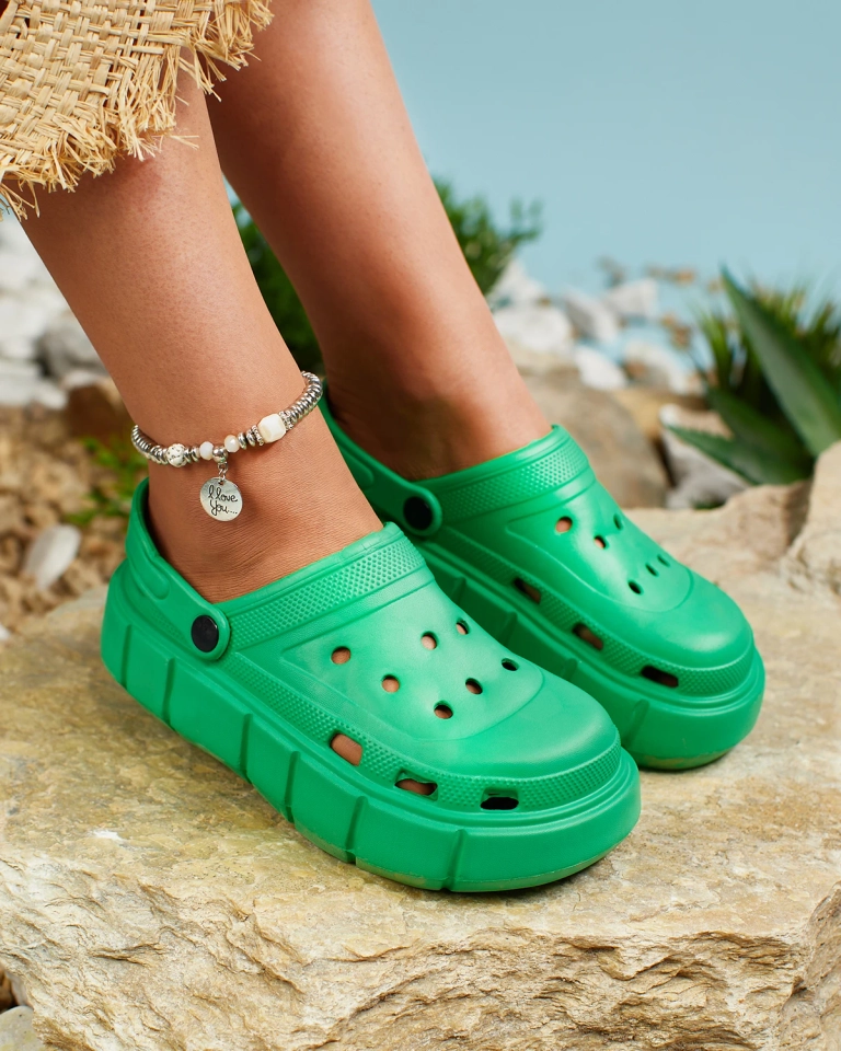 Royalfashion Темно-зеленые женские резиновые шлепанцы Kooranza