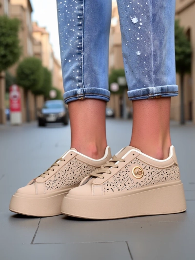 Sneakersy platforma Callista Royalfashion ecru skóra ekologiczna – sztos!