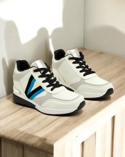 Calista Ekosistemos Moteriški Balti Sportbačiai su Platforma