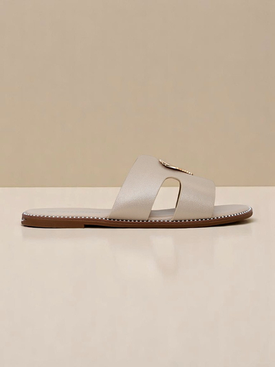 Royalfashion Women's Flat Sole Heart Chic Slides