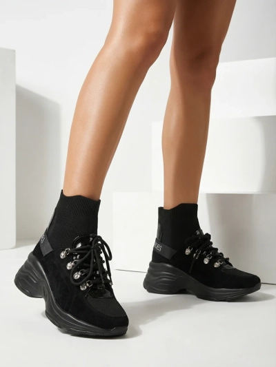 Royalfashion Moteriški juodi apšiltinti sportiniai bateliai Aleppo