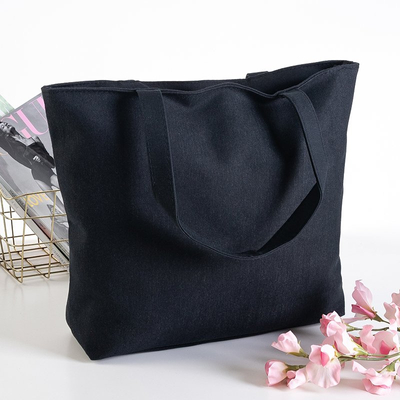 Juodo audinio krepšys per petį - Rankinės