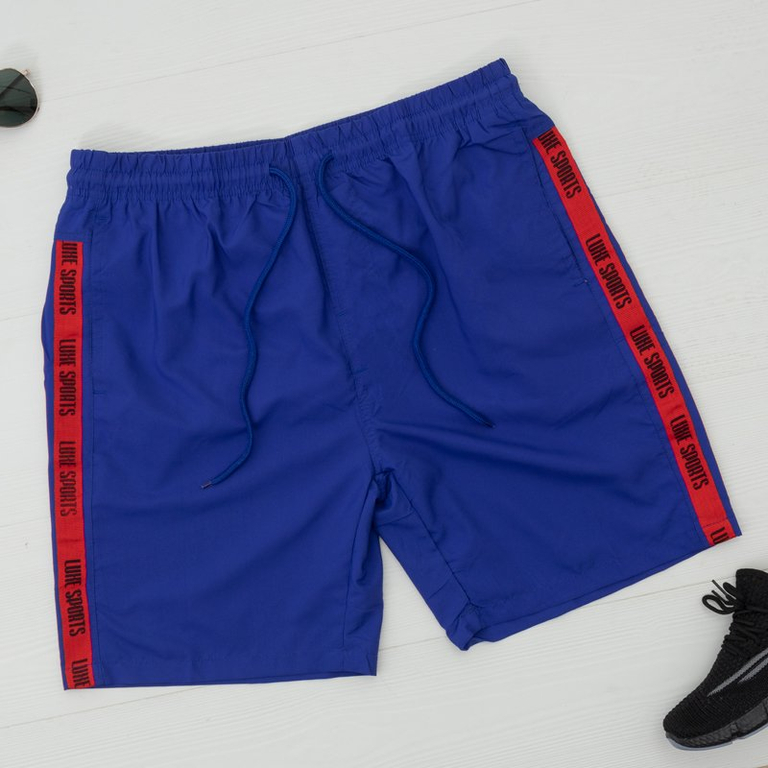 Синие мужские спортивные шорты с лампасами