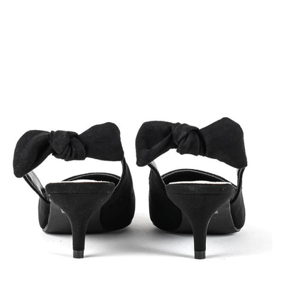 Czarne sandały na szpilce ze szpiczastym noskiem Katmandu - Obuwie