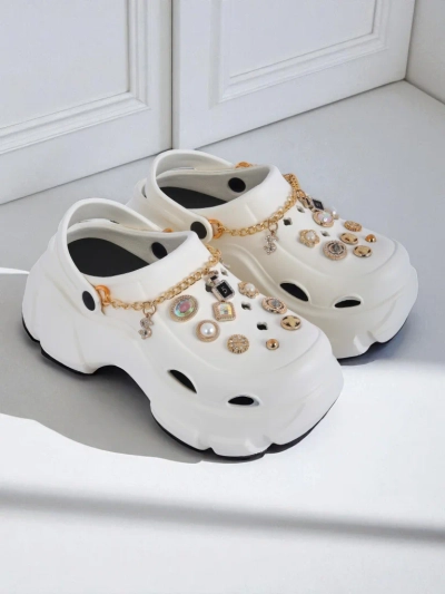 Сандалии Caligae Aurelia Bianca с украшениями chain в стиле glamour