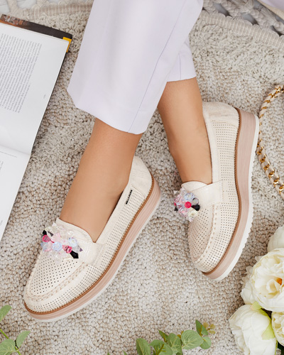 Royalfashion Mokasinai su spalvotais akmenimis Restea