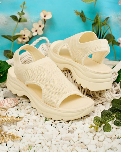 Royalfashion Moteriški sandalai su batviršiu Viss