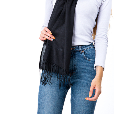 Черный женский шарф