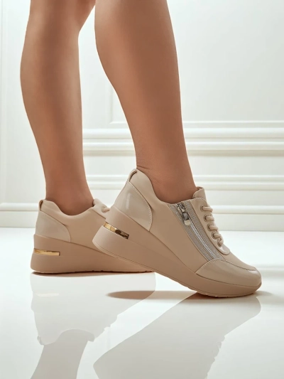 Damskie sneakersy koturny HeraBea beżowe z eko skóry 6,5 cm z zamkiem