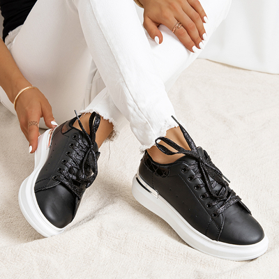 Черные женские кроссовки Pamelia