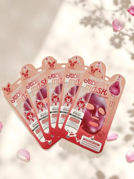 Veido kaukė su hialurono rūgštimi, ramina ir stangrina