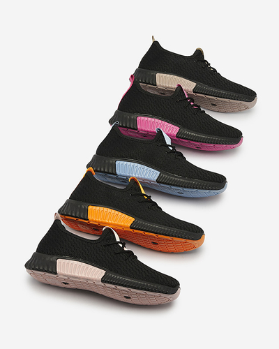 Juodi moteriški sportiniai bateliai su rudais įdėklais Keteti - Avalynė