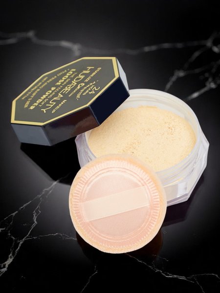 Biri pudra su natūraliu užbaigimo efektu