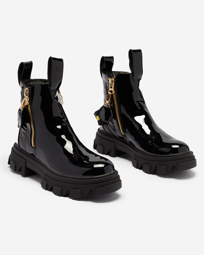 Moteriški juodi lakuoti batai Osallu - Avalynė