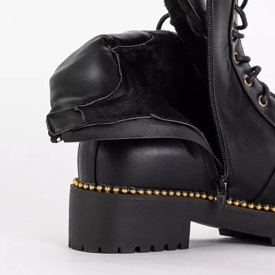 OUTLET Juodos spalvos moteriškos rankinės su auksiniais kamuoliukais Komilso - Avalynė