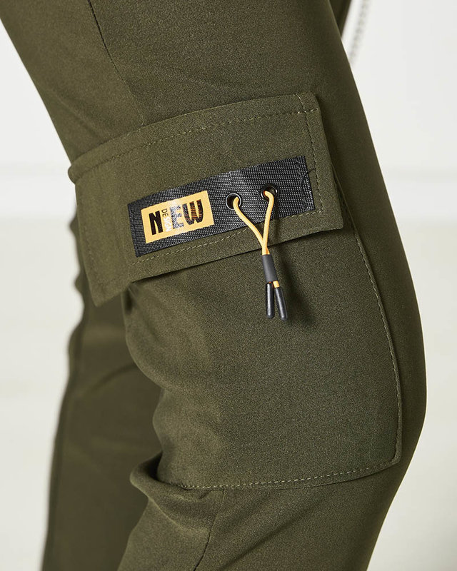 Темно-зеленые женские боевые брюки с цепочкой - Одежда