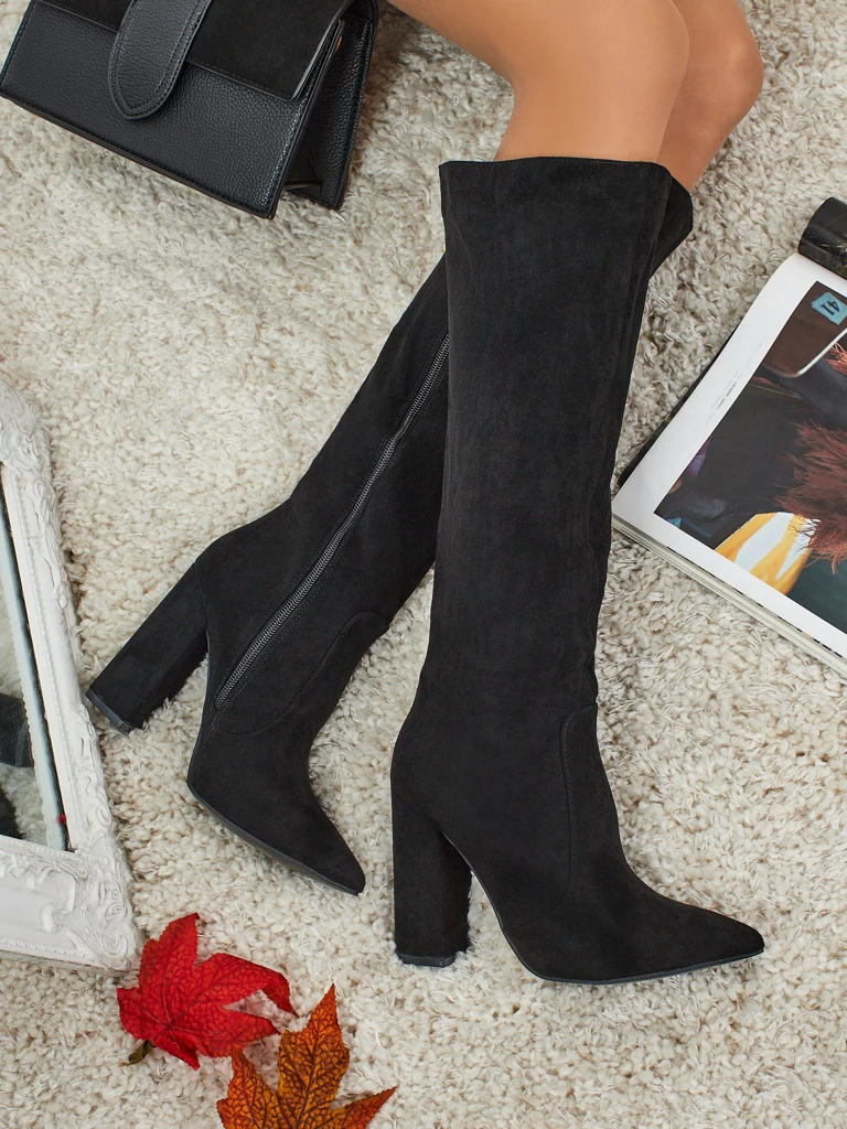 Женские сапоги из эко-замши на каблуке-столбике Feravi