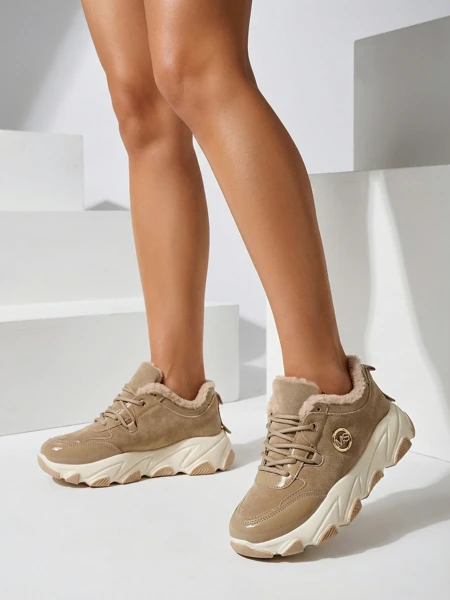 Royalfashion Moteriški apšiltinti sportbačiai Caroz