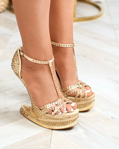 Золотые женские туфли с цирконами Nekko- Footwear