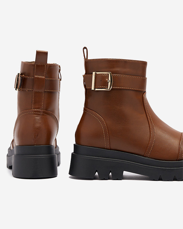 OUTLET Коричневые женские сапоги с пряжкой Utilas - Обувь