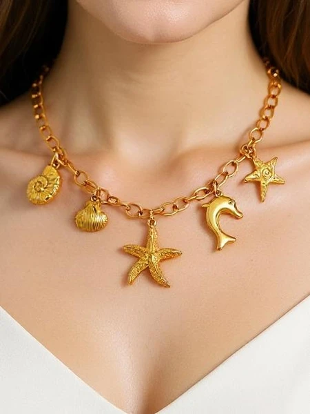 Ожерелье Atena Charm Sea – золотые амулеты с морскими мотивами