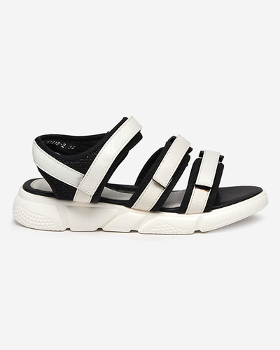 Mergaičių basutės, užsegamos lipduku, baltos spalvos Mumin-Shoes
