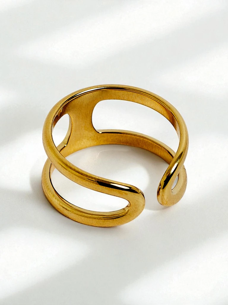 Apyrankė-lankelis „Dolce Vita“ su dekoratyviniais pakabukais