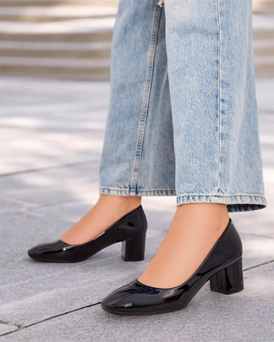 Женские туфли с низким каблуком Royalfashion Penoi