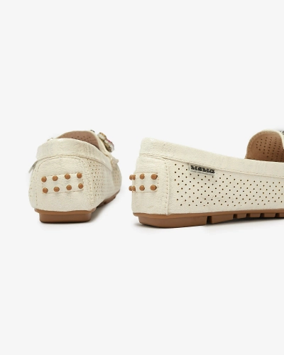 Kreminiai moteriški ažūriniai mokasinai su spalvingu dekoru Aqitic - Avalynė