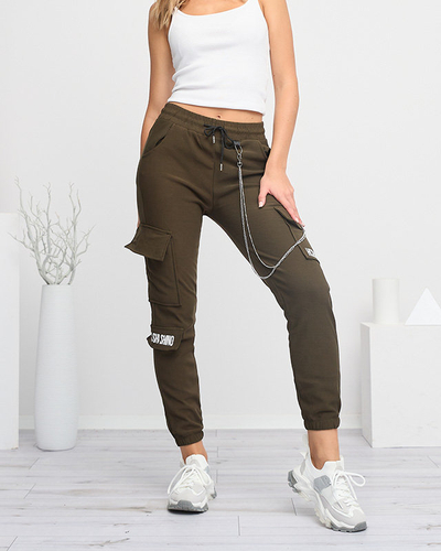 Зеленые женские теплые брюки карго с цепочкой