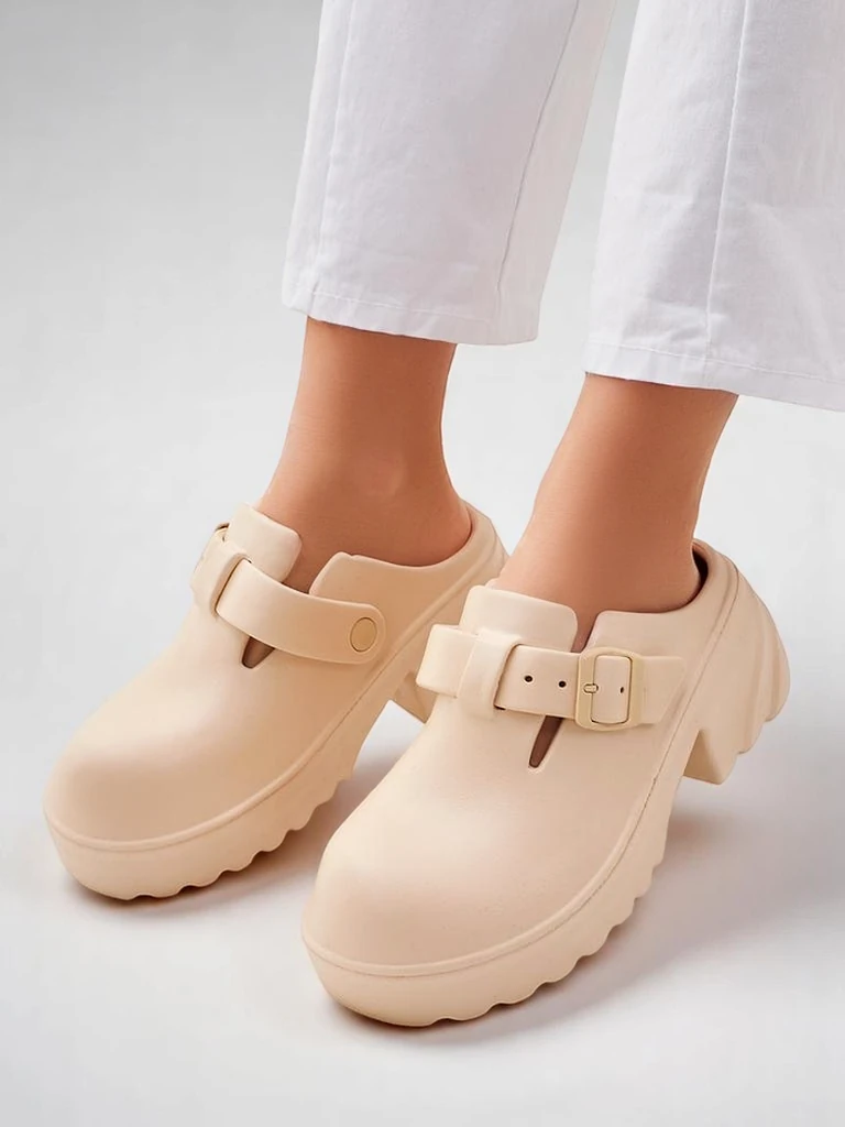 Royalfashion Женские резиновые сандалии на каблуке Voxones