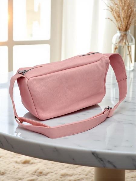 Royalfashion Ma
la damska torebunia z eko sk
rki Lyra Vell