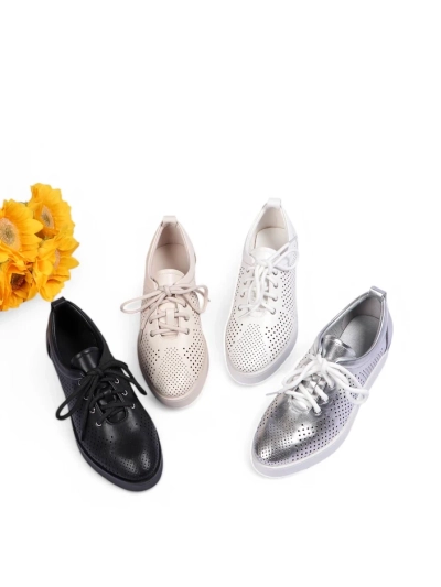 Royalfashion Женские перфорированные лоферы Gofielle