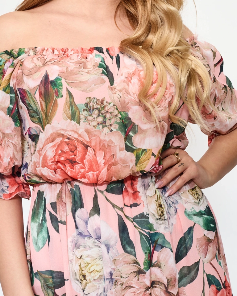 Светло-розовое женское длинное платье с цветочной подкладкой - Одежда