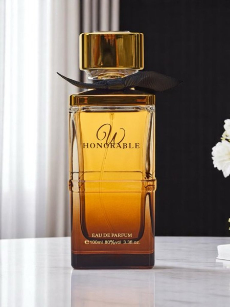 Įkvėptas moterims skirtas Eau de Parfum Honorable Black