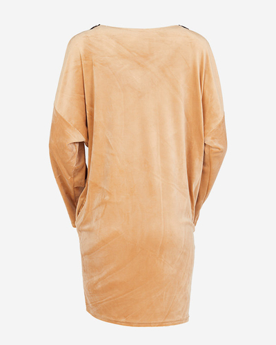 Бежевая женская туника с цирконами