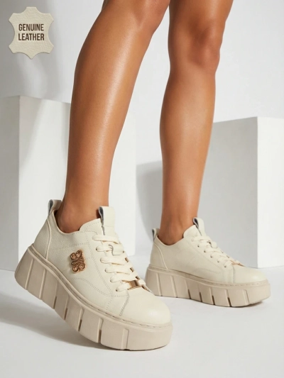 Sportiniai moteriški sportbačiai iš natūralios odos Sacerr