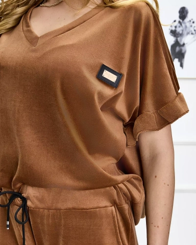 Rudas moteriškas sportinis kostiumas su puošmenomis - Apranga