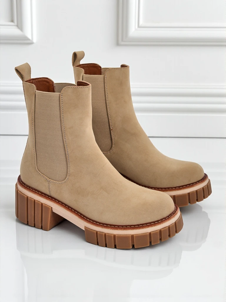 Aulinukai su stulpeliais iš eko nubuko Amber Walk